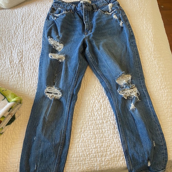 Abercrombie Curve Love boyfriend jeans - Picture 2 of 3